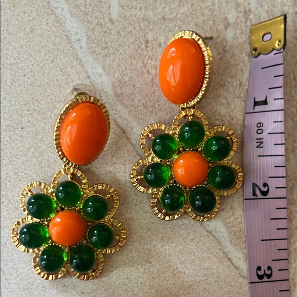 Catwalk Jon Gold Retro Floral Drop Earrings Orange and Green Cabochons Statement